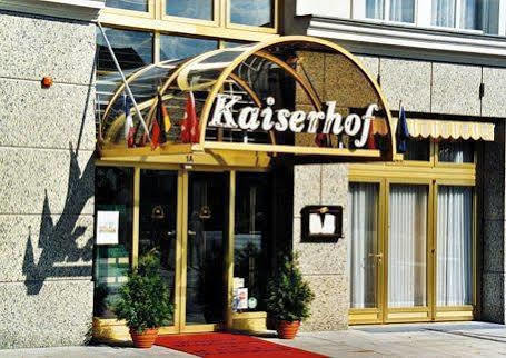 Hotel Kaiserhof Furstenwalde Bagian luar foto